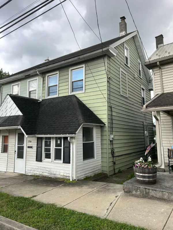 934 W Main St, MOUNT JOY, PA 17552