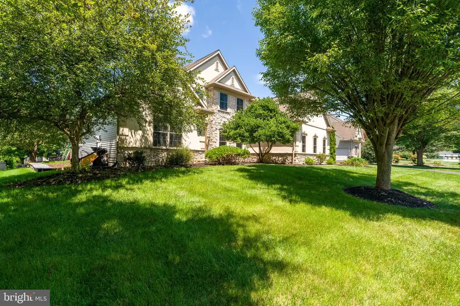 5 Stoneridge Ln, Lititz, PA 17543 - #3