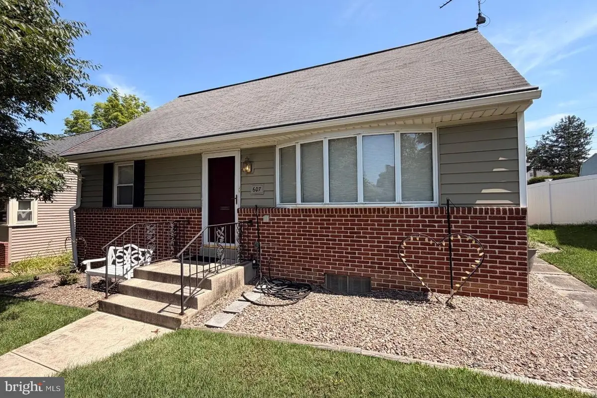 607 Hilton, Lancaster, PA 17603 - #1