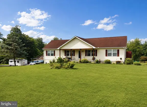 960 Mount Gretna Rd, ELIZABETHTOWN, PA 17022