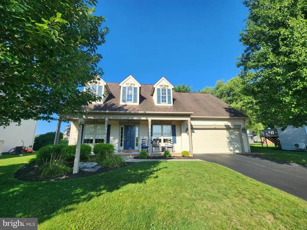 342 N Locust St, Lititz, PA 17543 - #1