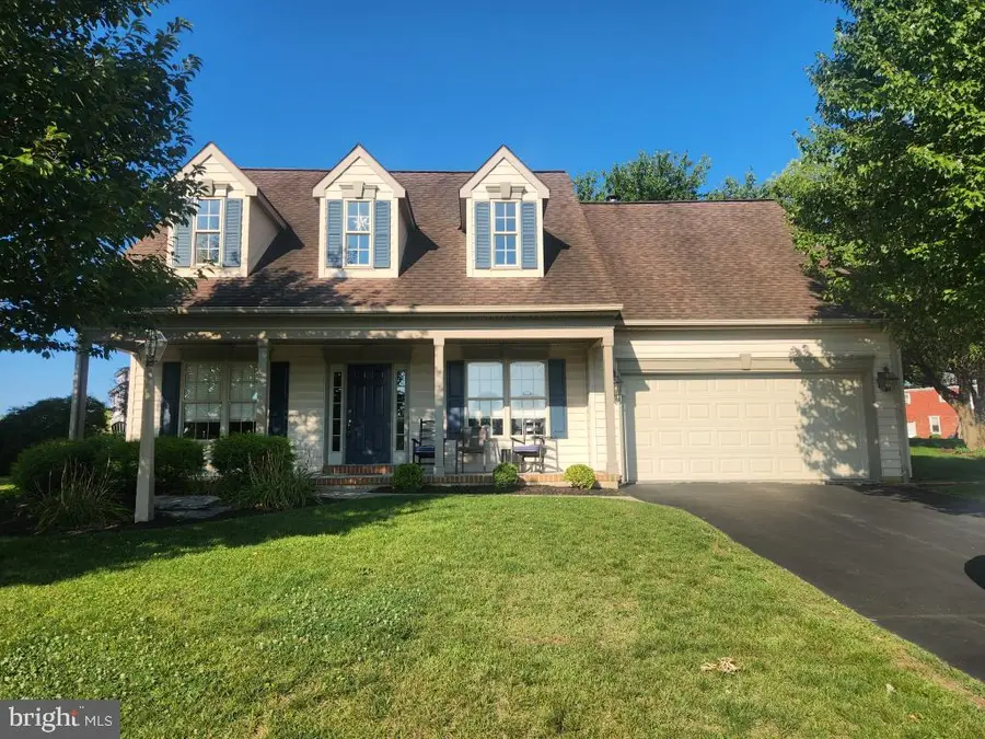 342 N Locust St, Lititz, PA 17543 - #3