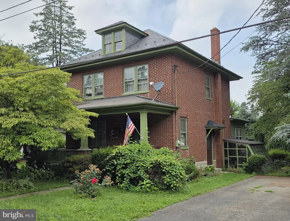 10 Mylin Ave, Willow Street, PA 17584 - #1