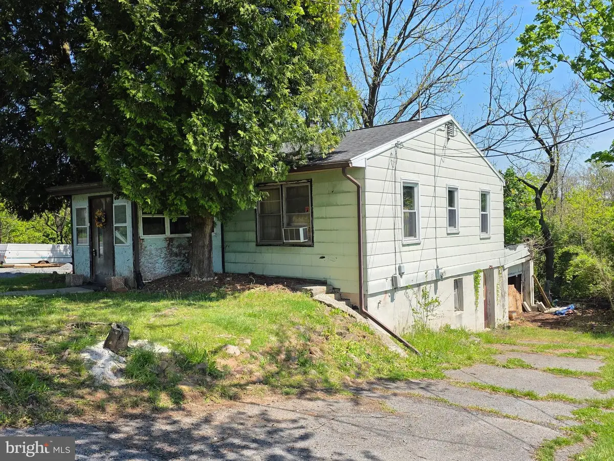 730 S Ridge Rd, Denver, PA 17517 - #1