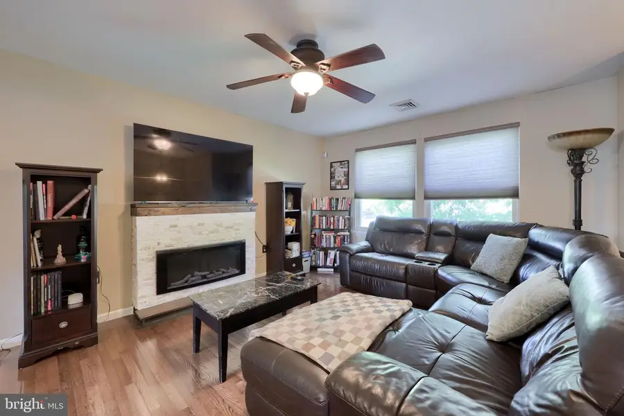2837 Pebblebrook Dr, Lancaster, PA 17601 - #3