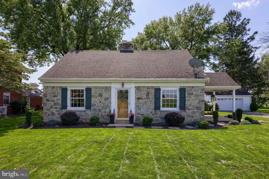 1262 Graystone Rd, Manheim, PA 17545 - #2