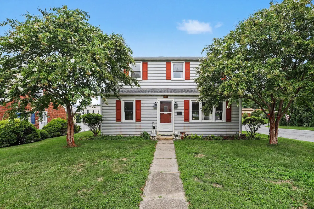 1061 Grinnell Ave, Columbia, PA 17512 - #1