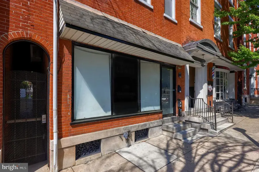 205 E King St, Lancaster, PA 17602 - #2