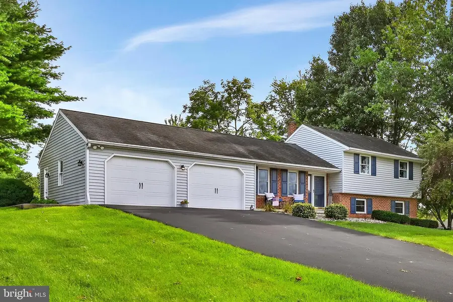 126 Meadow View Ln, Bainbridge, PA 17502 - #3
