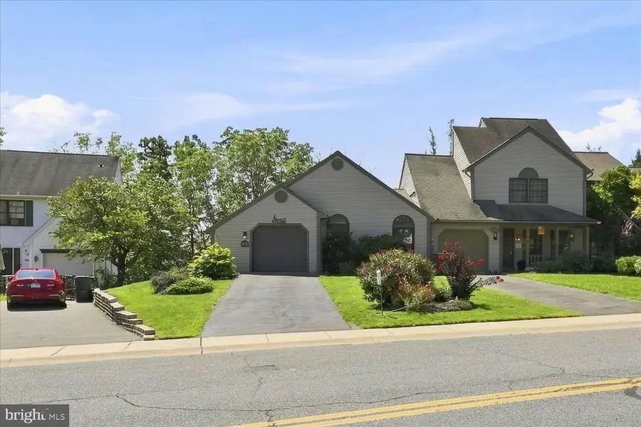 309 W Main St, Adamstown, PA 19501 - #2