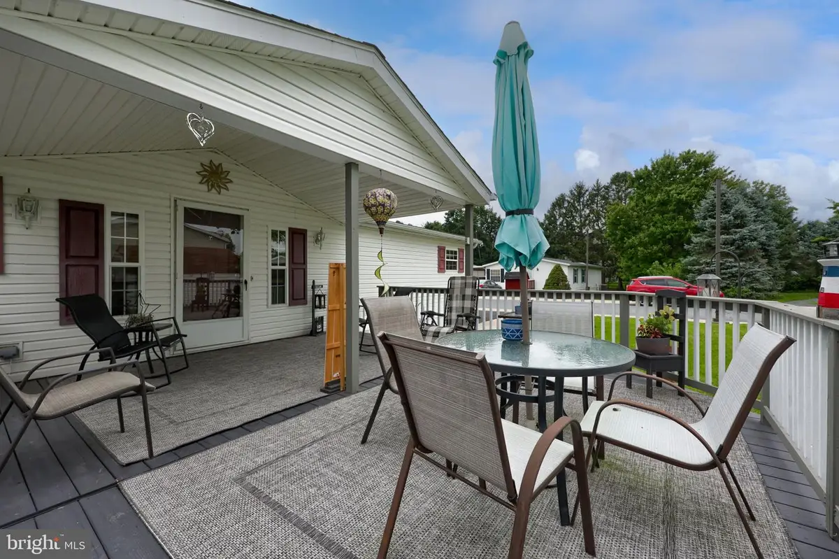 101 Lilly Dr, Ephrata, PA 17522 - #1