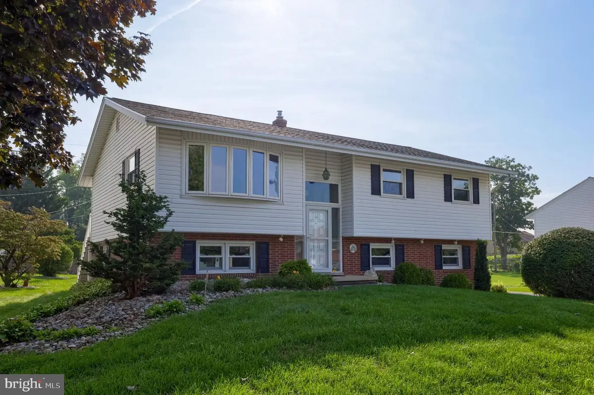 2135 Brockton Rd, Lancaster, PA 17601 - #1