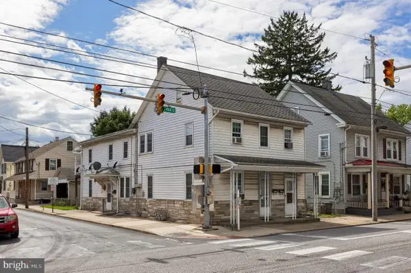 102 N Main St, MANHEIM, PA 17545