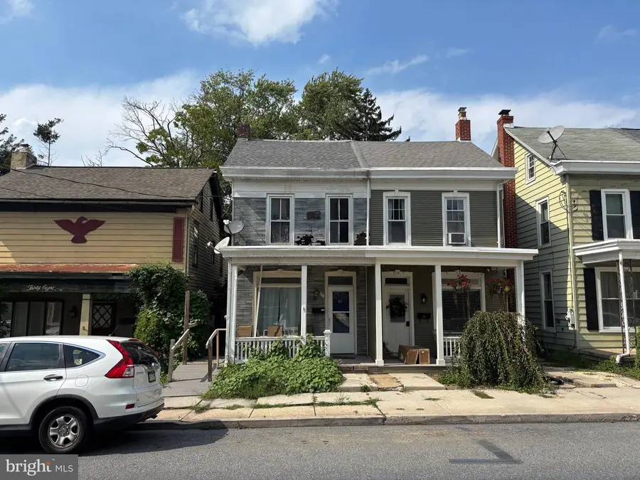 40 N Church St, Ephrata, PA 17522 - #2