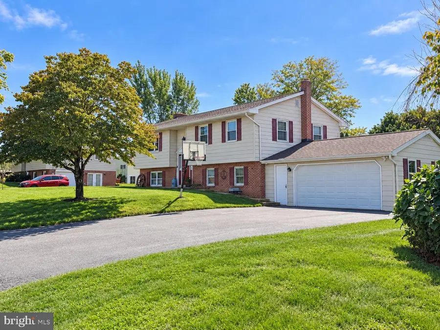 1861 Hauenstein Rd, Elizabethtown, PA 17022 - #3