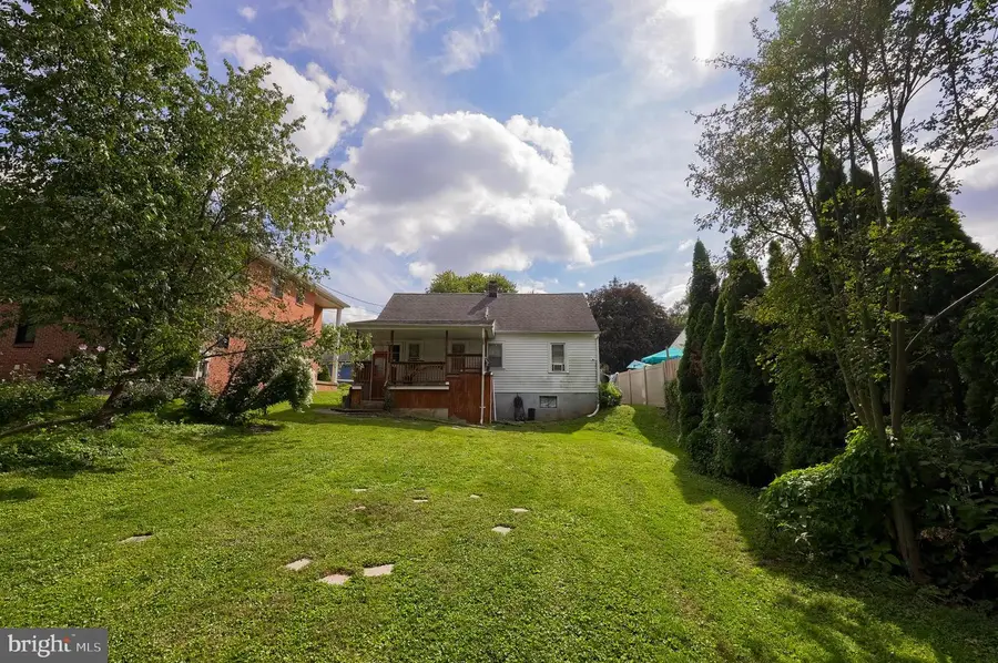 410 Spencer Ave, Lancaster, PA 17603 - #3