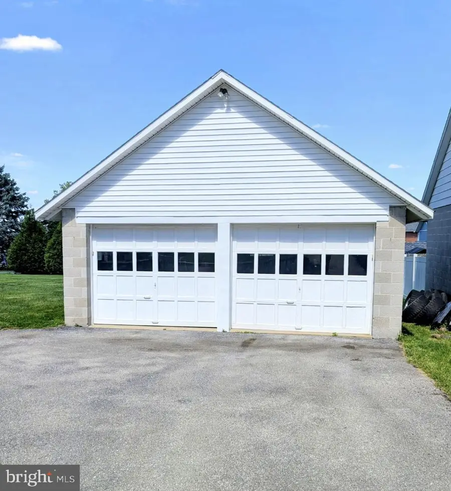 781 Bellevue Ave, Gap, PA 17527 - #3