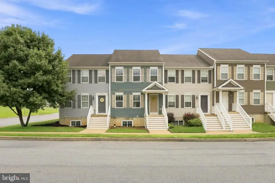 218 Sable Dr, Marietta, PA 17547 - #2