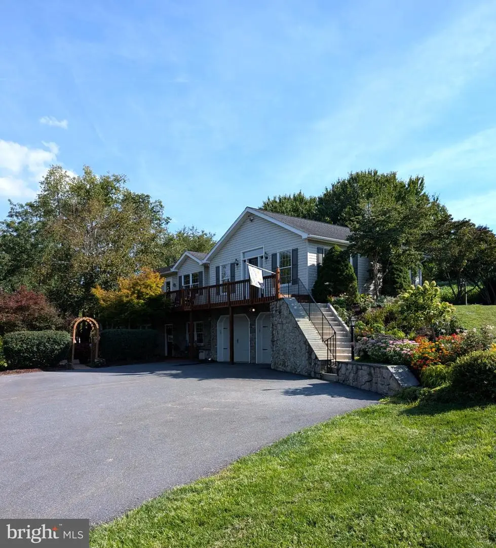 3701 E Elizabethtown Rd, Manheim, PA 17545 - #1