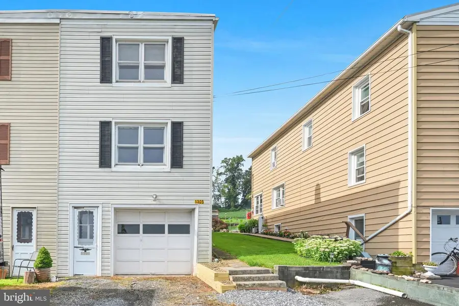 1305 Kramer Mill Rd, Denver, PA 17517 - #2