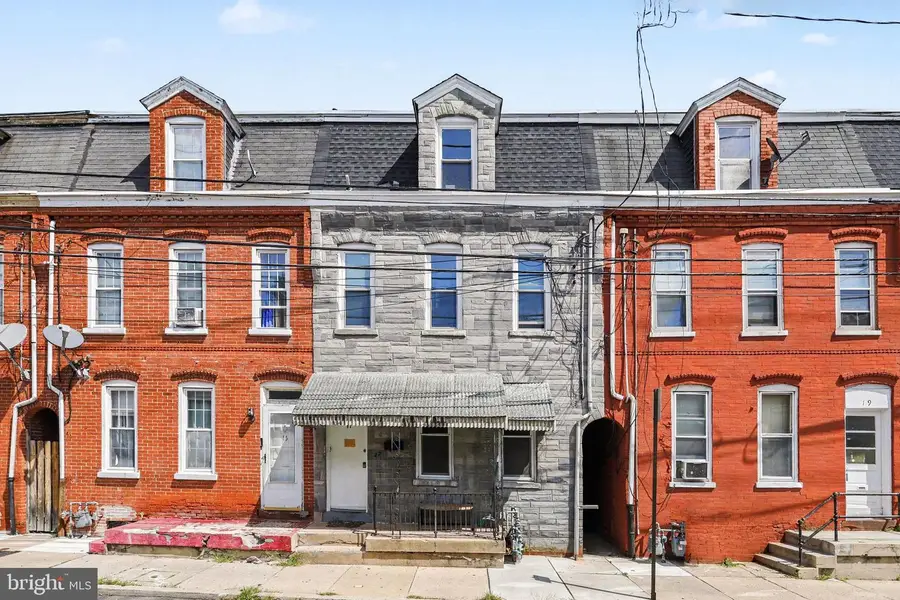 17 New Dorwart St, Lancaster, PA 17603 - #2