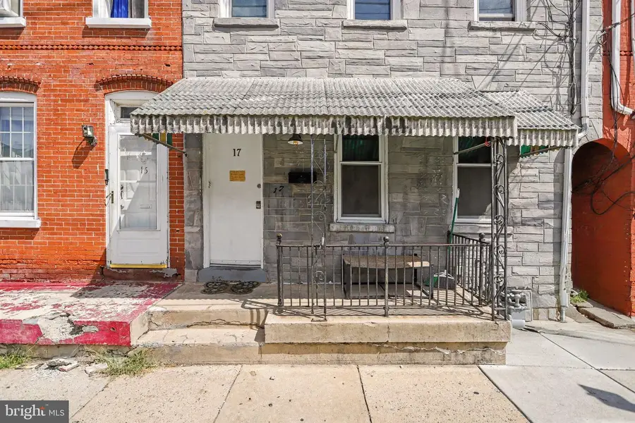 17 New Dorwart St, Lancaster, PA 17603 - #3