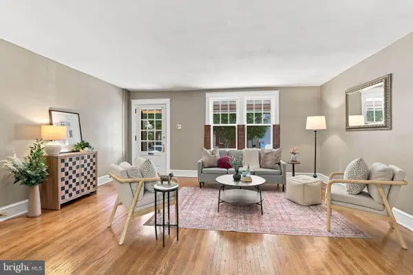 561 W Walnut St, LANCASTER, PA 17603