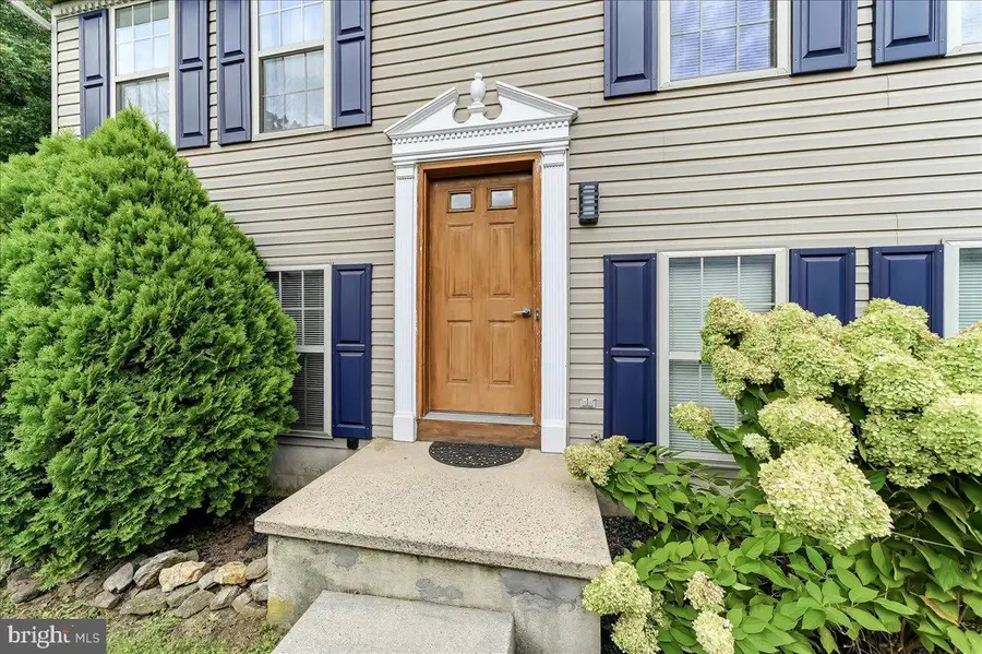 208 S Lime St, Quarryville, PA 17566 - #3
