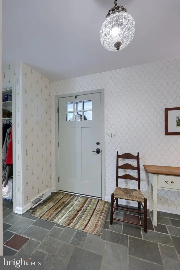 584 Laurel Ln, Lancaster, PA 17601 - #3