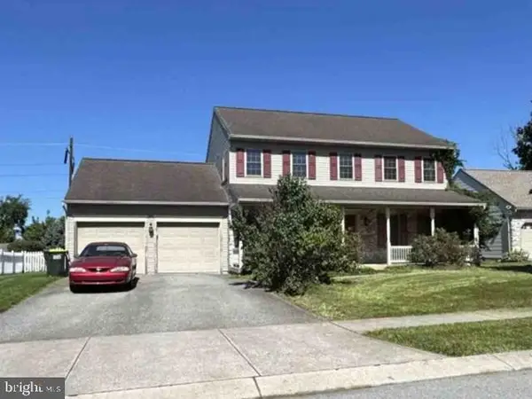 323 Enterprise Dr, BIRD IN HAND, PA 17505