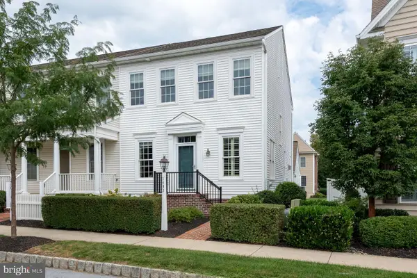 1432 Picket Dr, LANCASTER, PA 17601