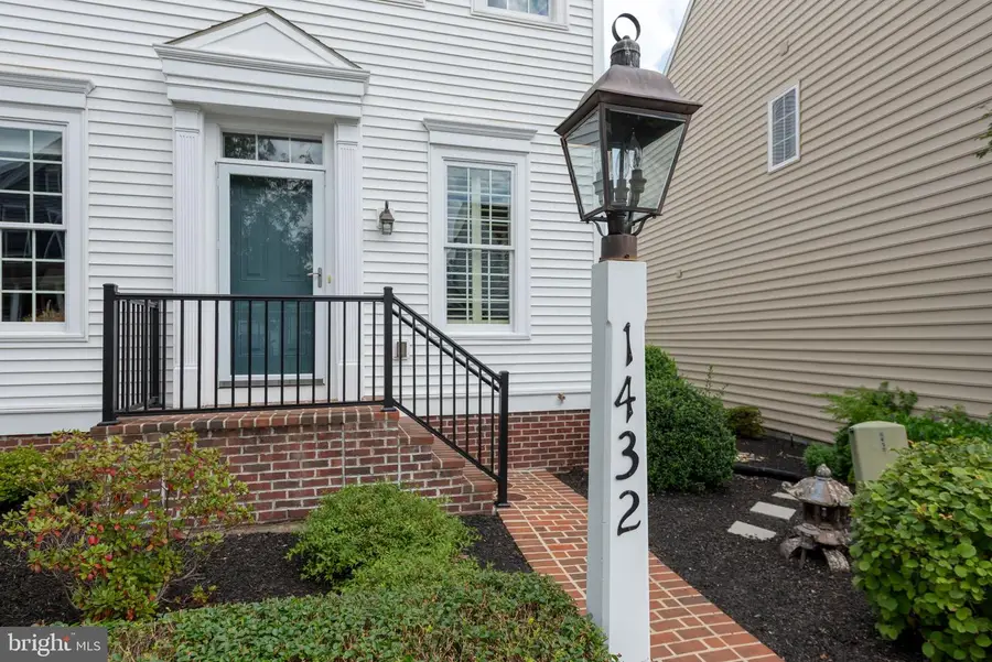 1432 Picket Dr, Lancaster, PA 17601 - #3