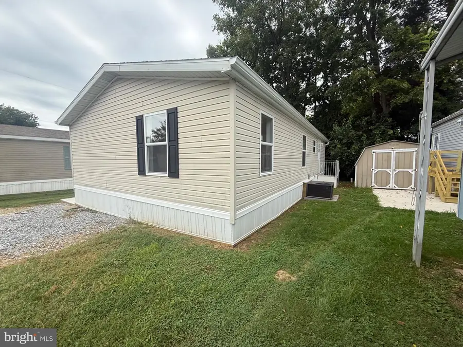 100 Market St #16, Bainbridge, PA 17502 - #2