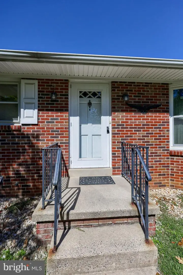 42 Oak Ln, Stevens, PA 17578 - #2