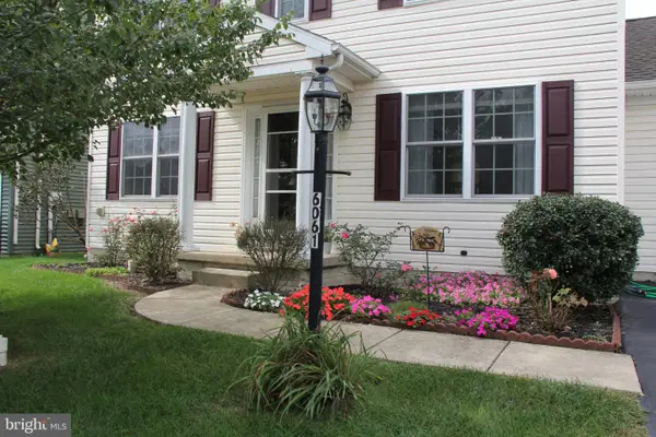 6061 Bayberry Ave, MANHEIM, PA 17545