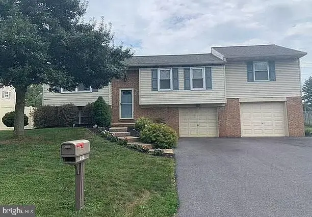 1031 Stellar Dr, Mount Joy, PA 17552 - #1