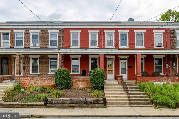 25 E 3rd St, QUARRYVILLE, PA 17566