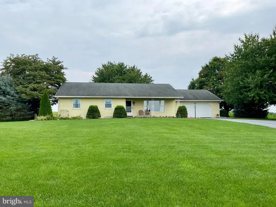 1127 Landisville Rd, Manheim, PA 17545 - #3