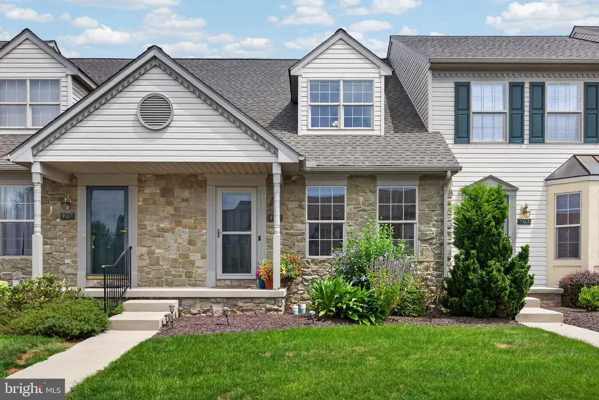 405 Cobblestone Ln, Lancaster, PA 17601 - #1