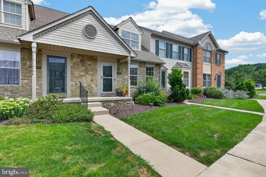 405 Cobblestone Ln, Lancaster, PA 17601 - #2