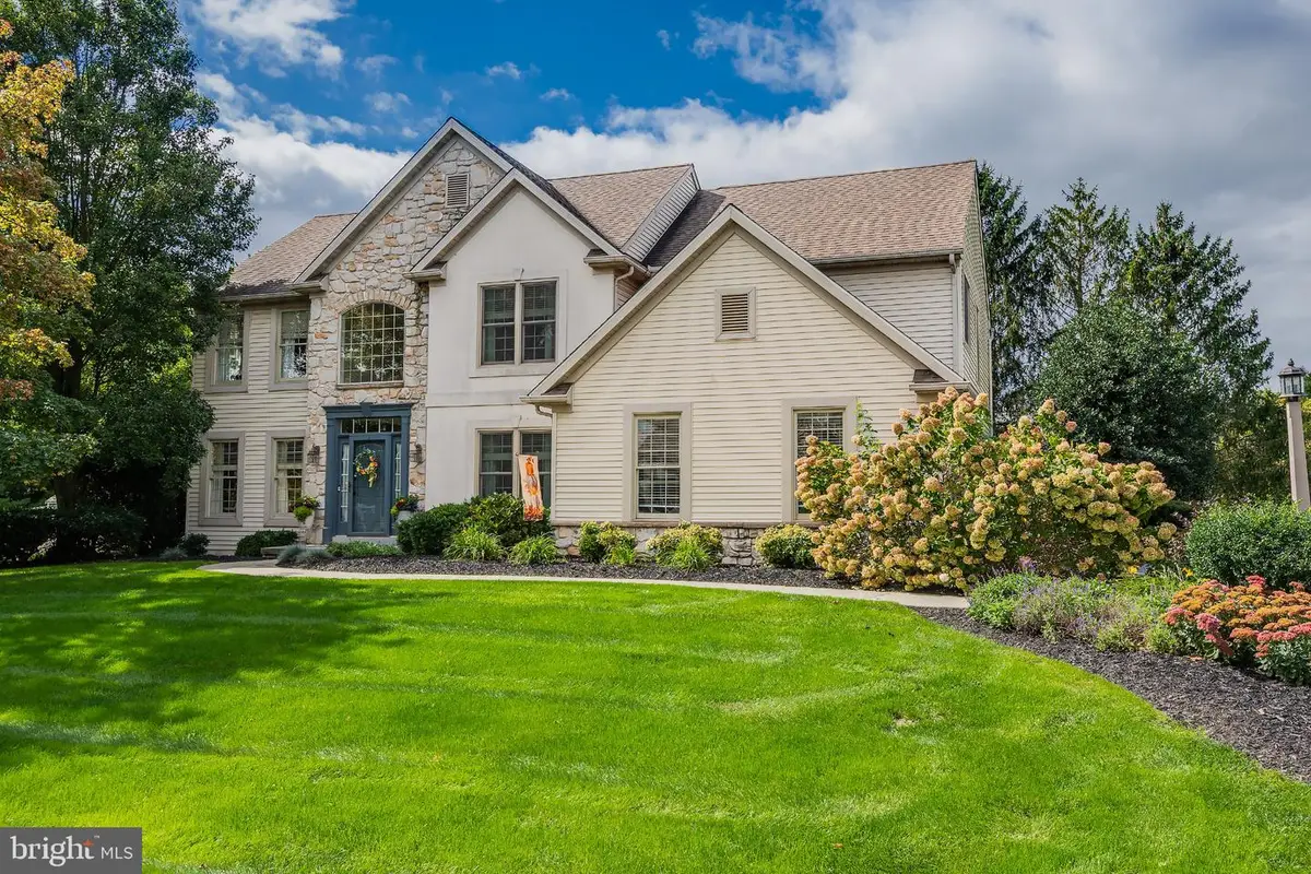 118 Huntingwood Dr, Lancaster, PA 17602 - #1