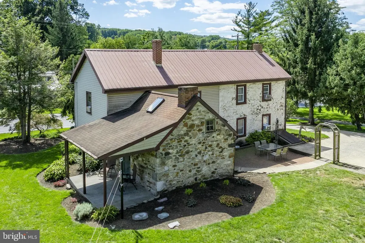 6380 Division Hwy, Narvon, PA 17555 - #1