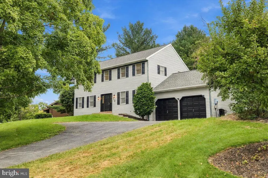 39 Brookwood Dr, Lititz, PA 17543 - #2