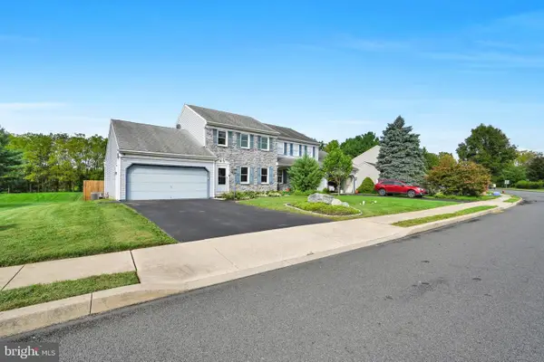 113 Laurie Ln, LITITZ, PA 17543