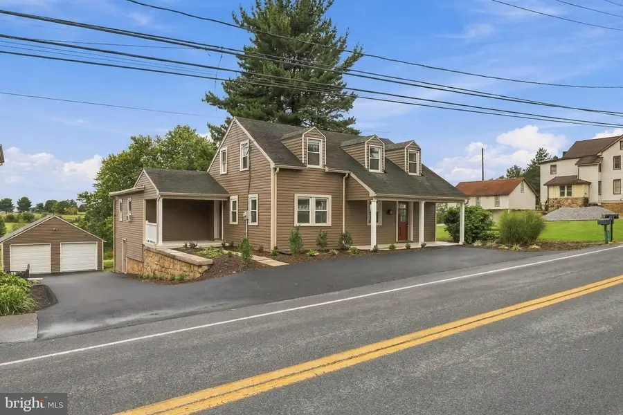1173 Newport Rd, Manheim, PA 17545 - #2