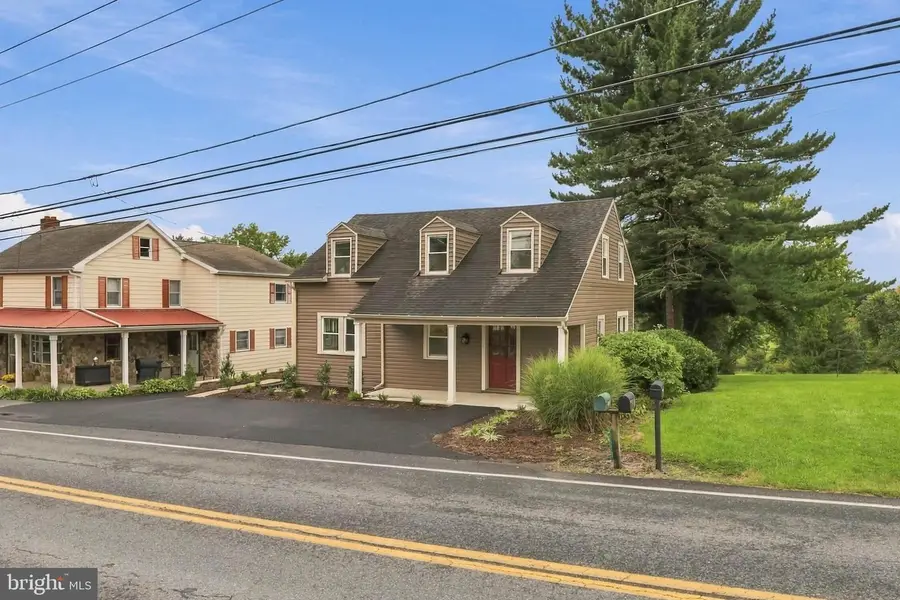 1173 Newport Rd, Manheim, PA 17545 - #3