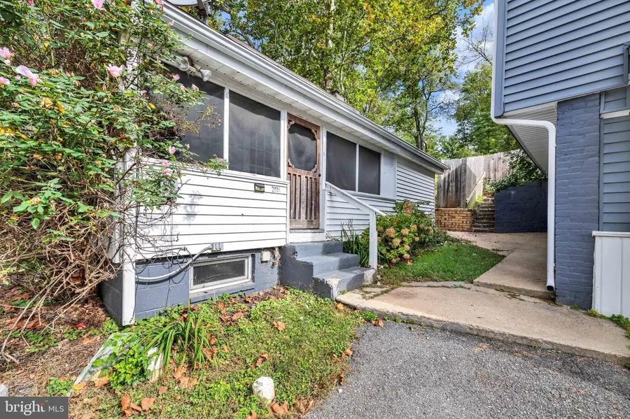 2017 Millcreek Rd, Lancaster, PA 17602 - #2