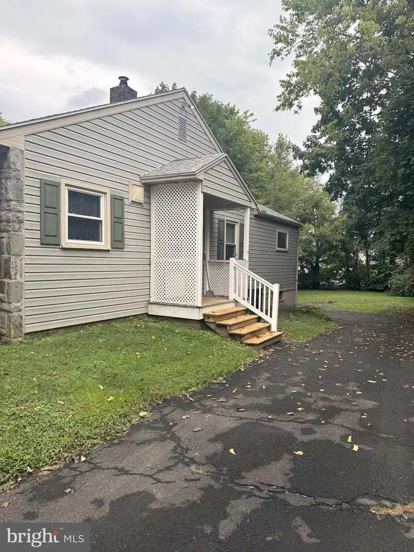 122 Elizabeth St, Millersville, PA 17551 - #2