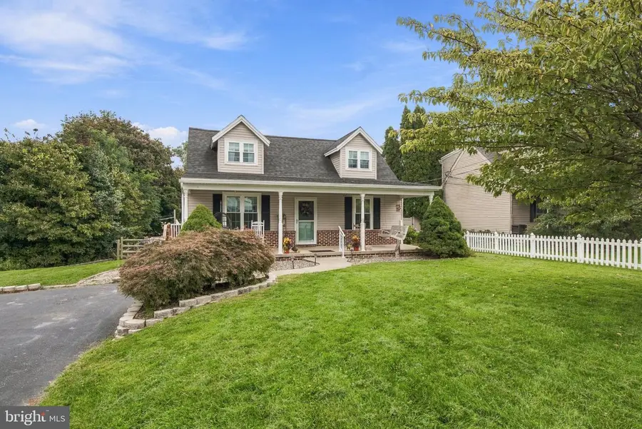 430 Hempfield Hill Rd, Columbia, PA 17512 - #2