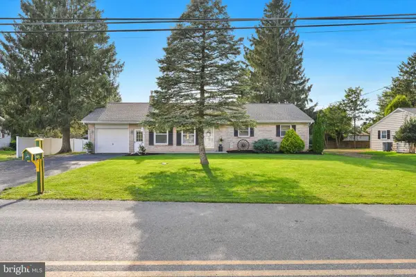 120 Hershey Rd, LITITZ, PA 17543